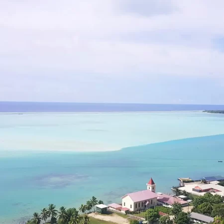 Mar de colores de Maupiti